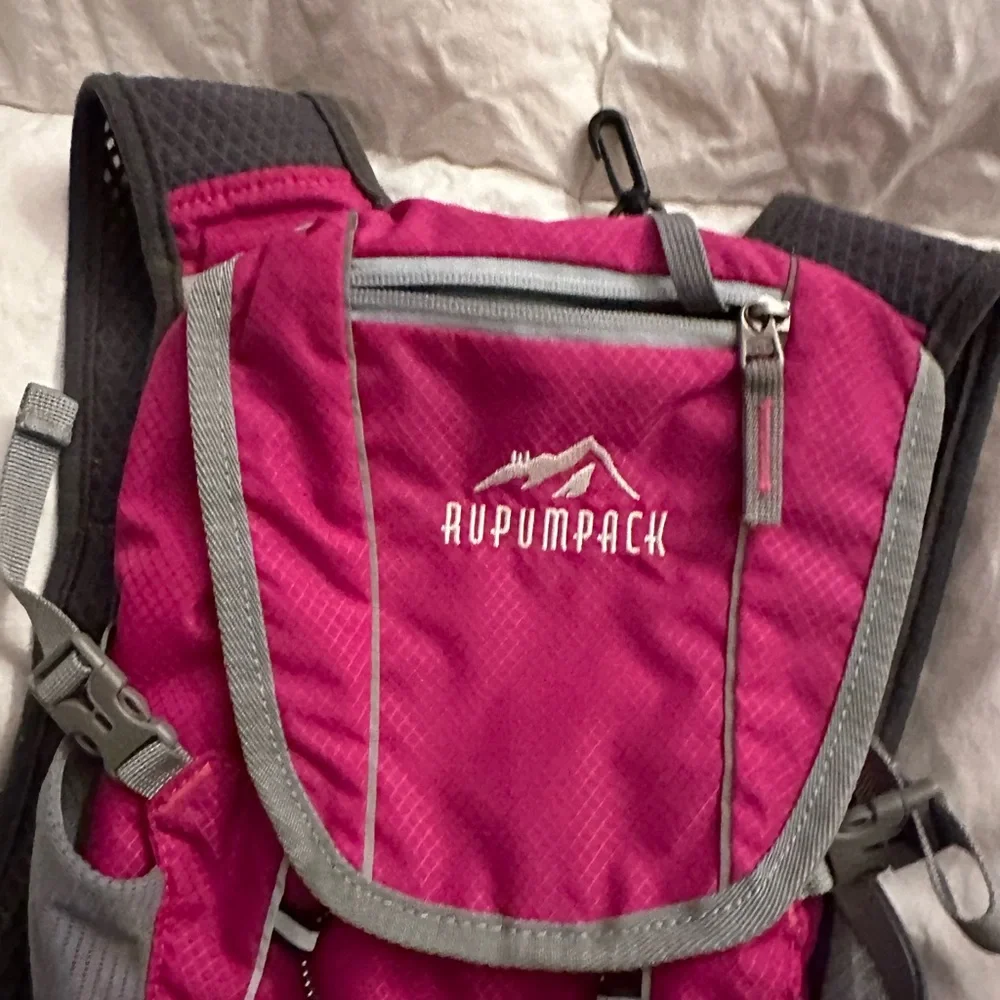 Magenta and Gray RUPUMPACK Backpack Hydration Vest - Picture 2 of 16